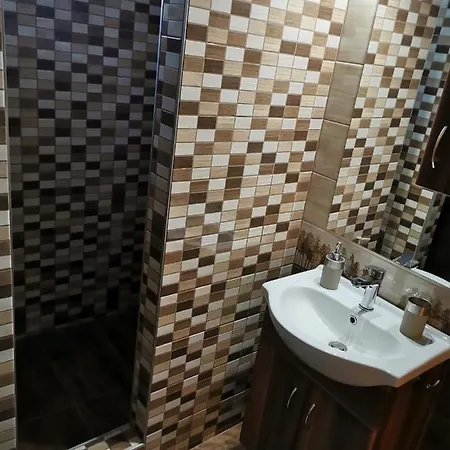 Zso-ze Apartment Tiszafured