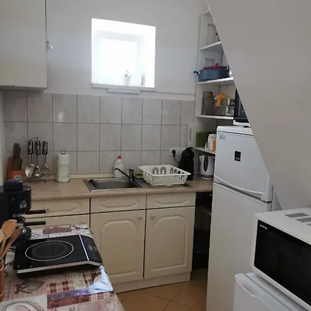 Zso-ze Apartment Tiszafured